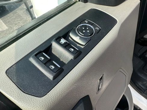Used 2019 Ford F250 XL w/ Power Equipment Group image 29