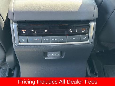 Used 2024 Lexus GX 550 w/ Accessory Package (2T) AWD/4WD image 14
