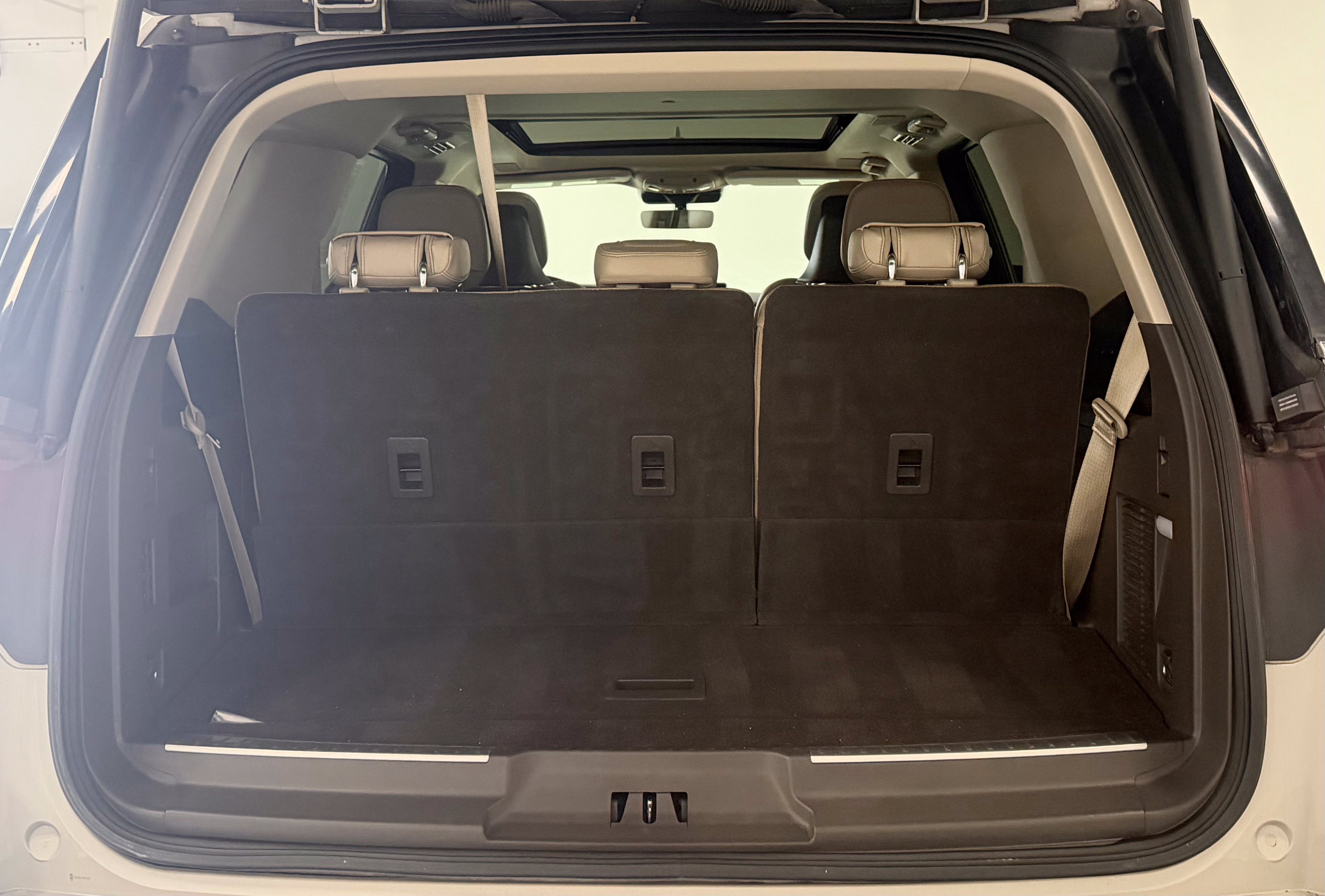 Used 2023 Lincoln Navigator Reserve AWD/4WD image 28