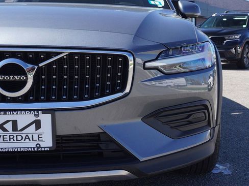Used 2020 Volvo V60 T5 Cross Country AWD/4WD image 18