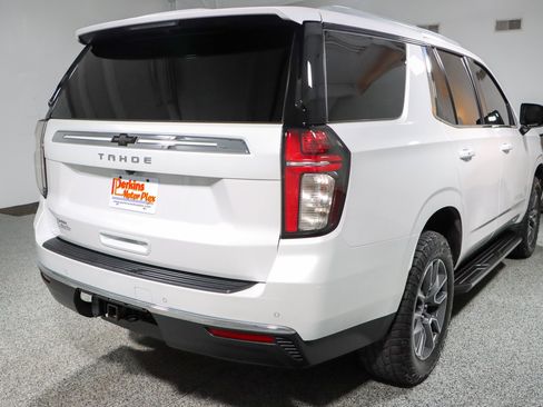 Used 2021 Chevrolet Tahoe LT w/ LT Signature Package RWD image 7