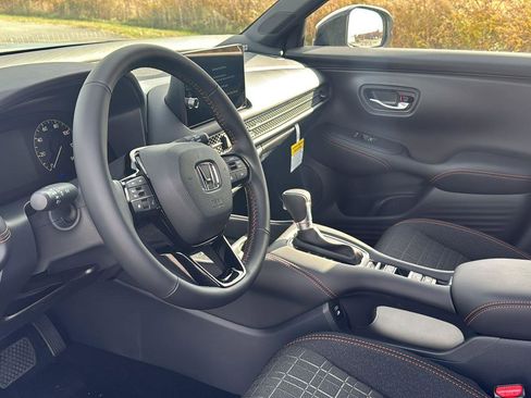 New 2026 Honda HR-V Sport image 17