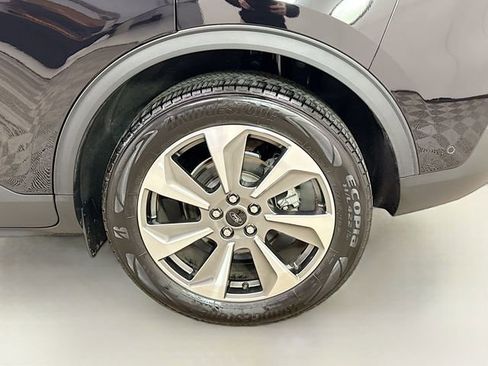 Used 2024 Ford Escape Platinum w/ Premium Technology Package image 32