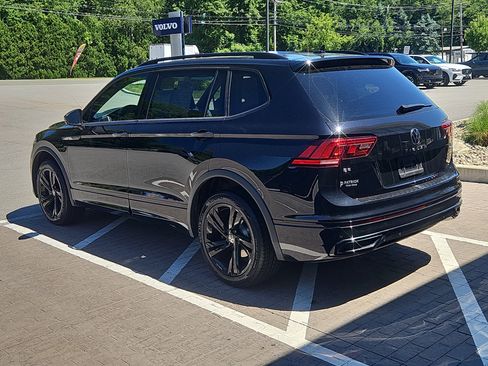 Certified 2024 Volkswagen Tiguan SE R-Line AWD/4WD image 26