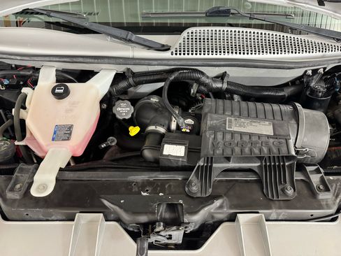 Used 2013 Chevrolet Express 1500 image 8