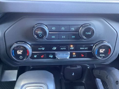 New 2025 Ford Bronco Outer Banks w/ Sasquatch Package AWD/4WD image 58