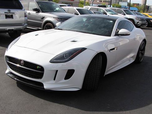 Used 2016 Jaguar F-TYPE R AWD/4WD image 3
