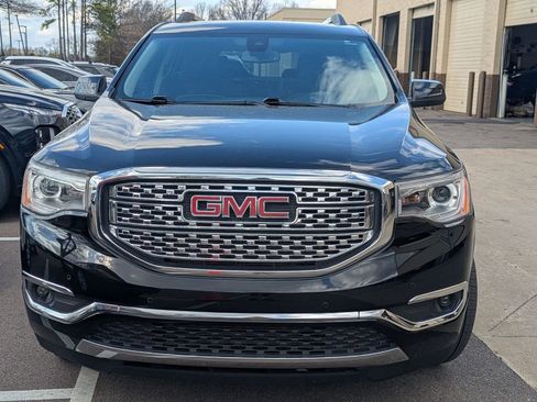 Used 2019 GMC Acadia Denali image 8