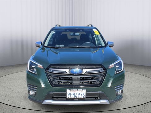 Used 2023 Subaru Forester Touring image 1
