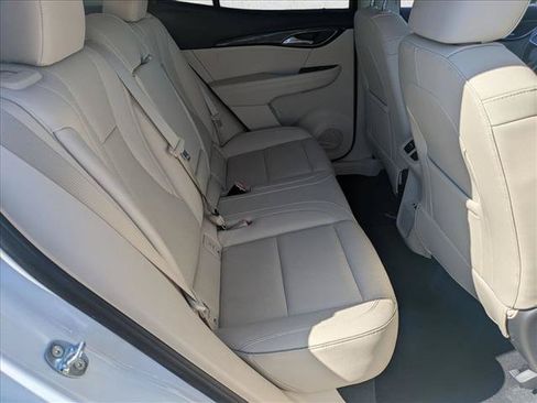 Used 2023 Buick Envision Essence AWD/4WD image 18