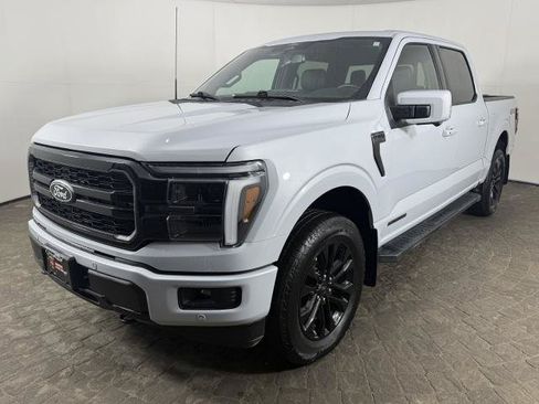 Certified 2025 Ford F150 Lariat AWD/4WD image 3