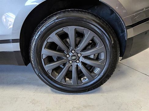 Used 2019 Land Rover Range Rover Velar R-Dynamic SE image 14