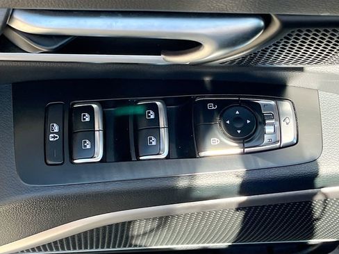 Used 2025 Kia Telluride EX X-Line AWD/4WD image 18