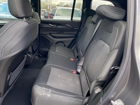 New 2026 Jeep Grand Cherokee Laredo X AWD/4WD image 14