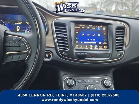 Used 2016 Chrysler 200 C w/ Premium Group image 19