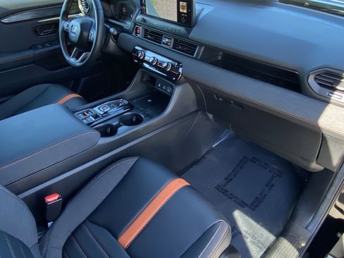 Used 2026 Honda Passport TrailSport image 9