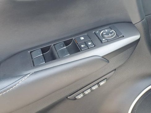 Used 2016 Lexus NX 200t FWD image 17