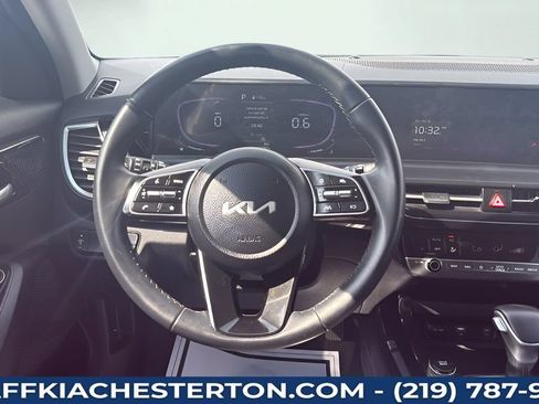 Used 2025 Kia Seltos S AWD/4WD image 20