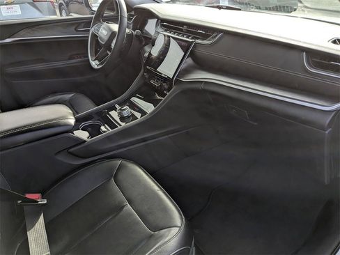 Used 2023 Jeep Grand Cherokee L Limited w/ Trailer Tow Group (B) image 68