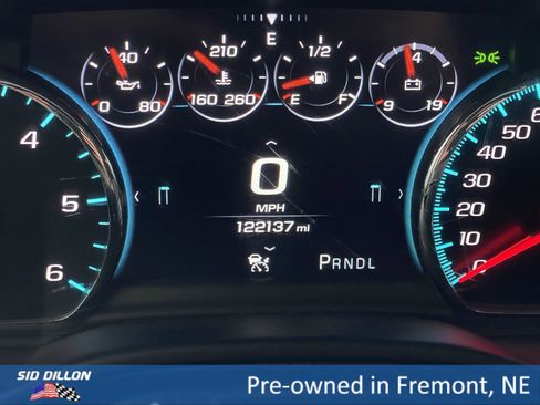 Used 2020 Chevrolet Suburban Premier image 25