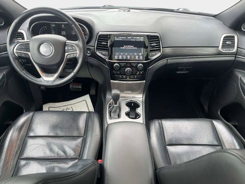 Used 2020 Jeep Grand Cherokee Limited w/ Luxury Group II image 16