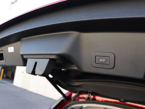 Used 2023 Land Rover Range Rover Evoque S image 26