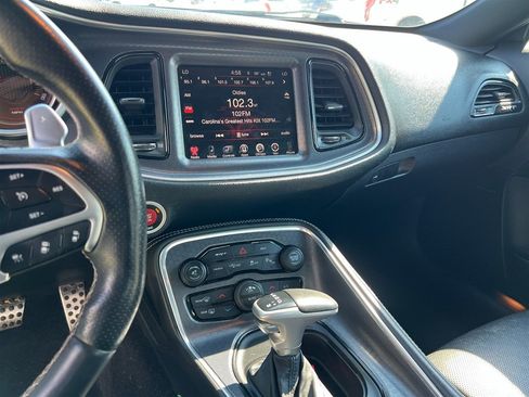Used 2016 Dodge Challenger SRT w/ Technology Group RWD image 11