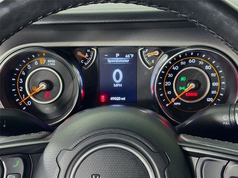 Used 2022 Jeep Gladiator Sport AWD/4WD image 13