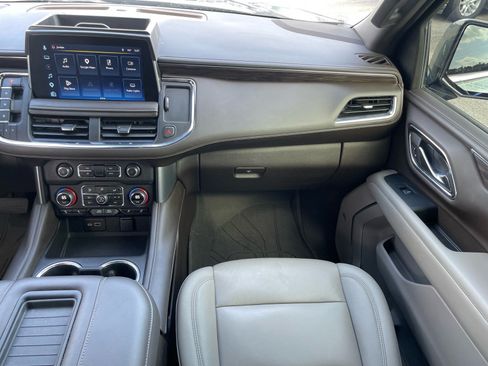 Used 2023 Chevrolet Tahoe LT RWD image 8