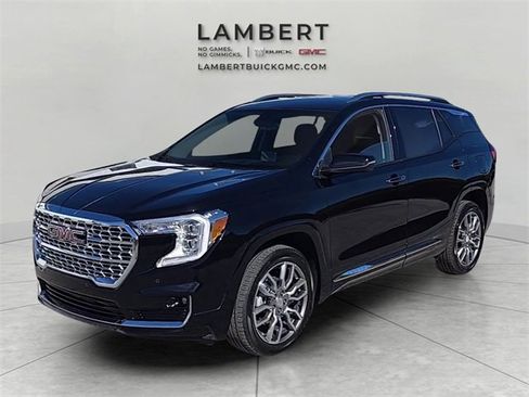 Used 2023 GMC Terrain Denali image 1