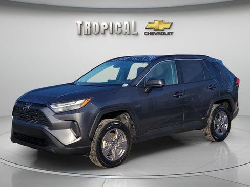 Used 2025 Toyota RAV4 LE AWD/4WD image 1