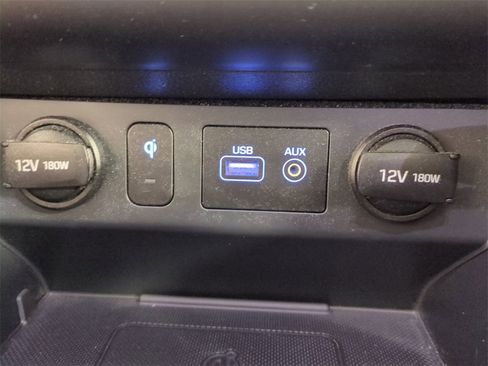 Used 2018 Hyundai Sonata Limited image 25