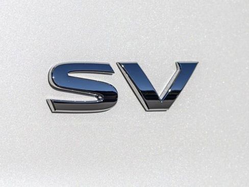 Used 2023 Nissan Rogue SV image 6