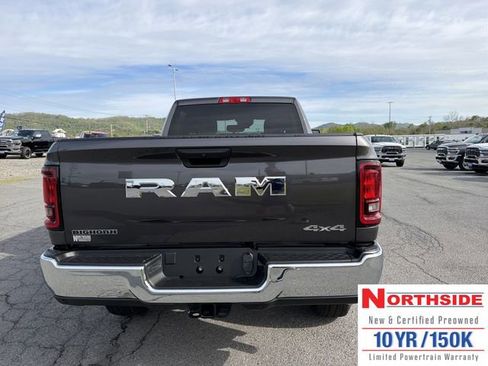 New 2026 RAM 2500 Big Horn AWD/4WD image 7