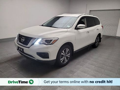 Used 2017 Nissan Pathfinder S FWD image 1