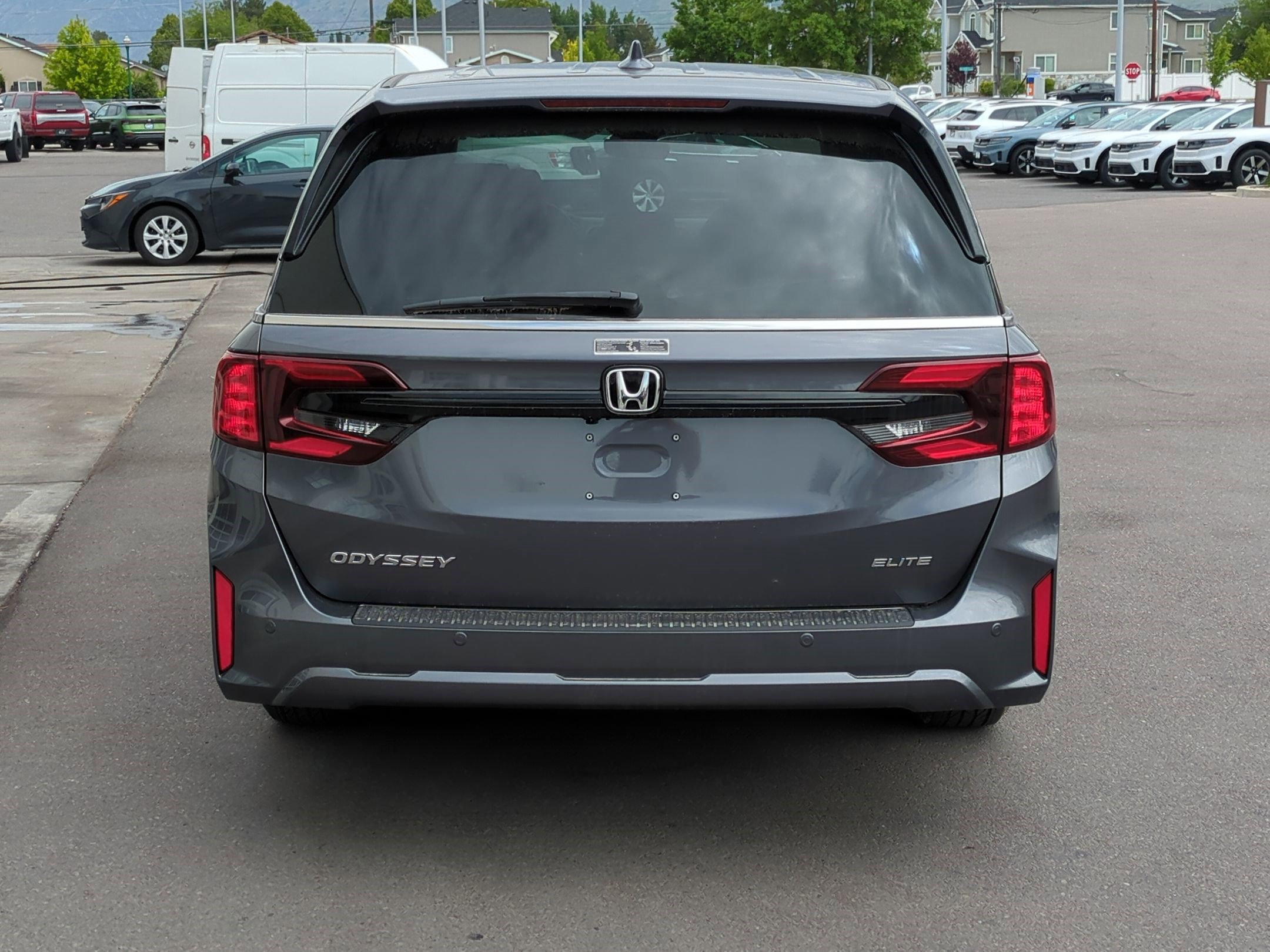 New 2027 Honda Odyssey Elite image 5