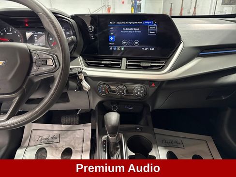 Used 2024 Chevrolet Trax LS FWD image 10