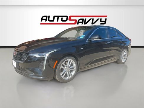 Used 2024 Cadillac CT4 Luxury w/ Cold Weather Package image 3