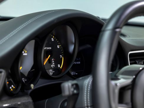 Used 2018 Porsche 911 GT2 RS image 23