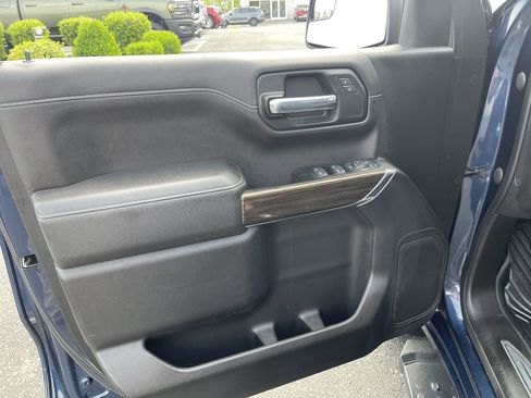 Used 2021 Chevrolet Silverado 1500 RST image 21