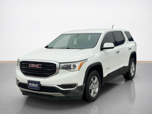 Used 2017 GMC Acadia SLE image 3