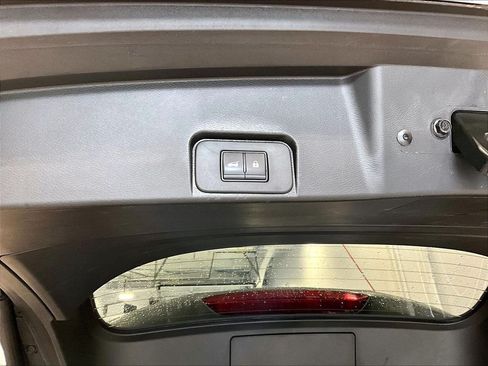 Used 2023 Nissan Rogue SV w/ SV Premium B Package AWD/4WD image 25