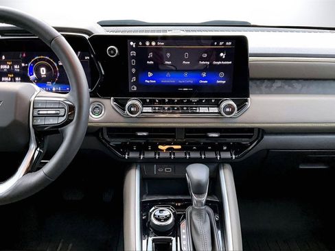 Used 2023 Chevrolet Colorado ZR2 w/ ZR2 Convenience Package III image 12