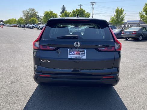 Used 2023 Honda CR-V LX image 4