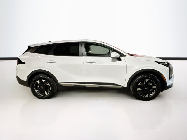 Certified 2026 Kia Sportage LX AWD/4WD image 8