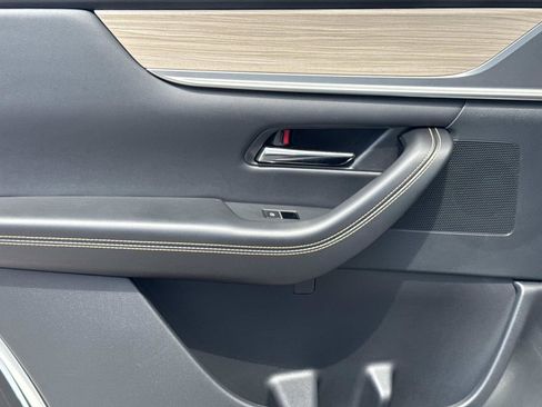 Used 2024 MAZDA CX-90 Plug-In Hybrid w/ Preferred image 13