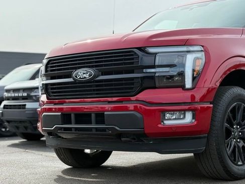 Used 2025 Ford F150 Platinum w/ FX4 Off-Road Package AWD/4WD image 47