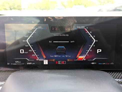 Used 2025 BMW X6 M60i AWD/4WD image 4