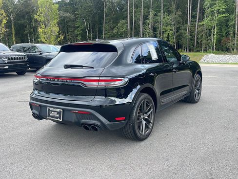 Used 2023 Porsche Macan Turbo AWD/4WD image 7