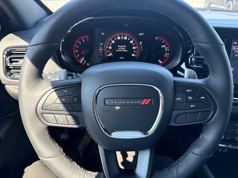 Used 2025 Dodge Durango GT AWD/4WD image 19